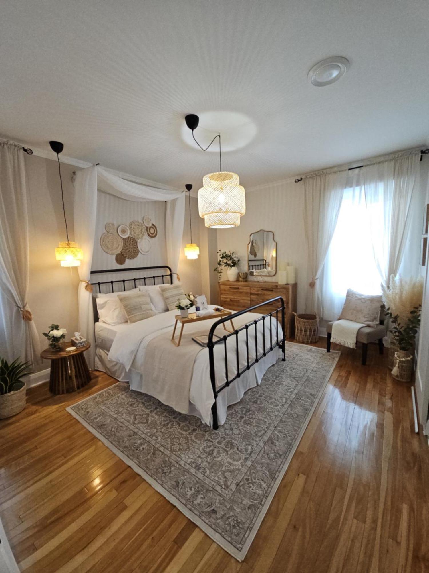 Gite Au P'Tit Manoir B&B Chicoutimi Eksteriør bilde
