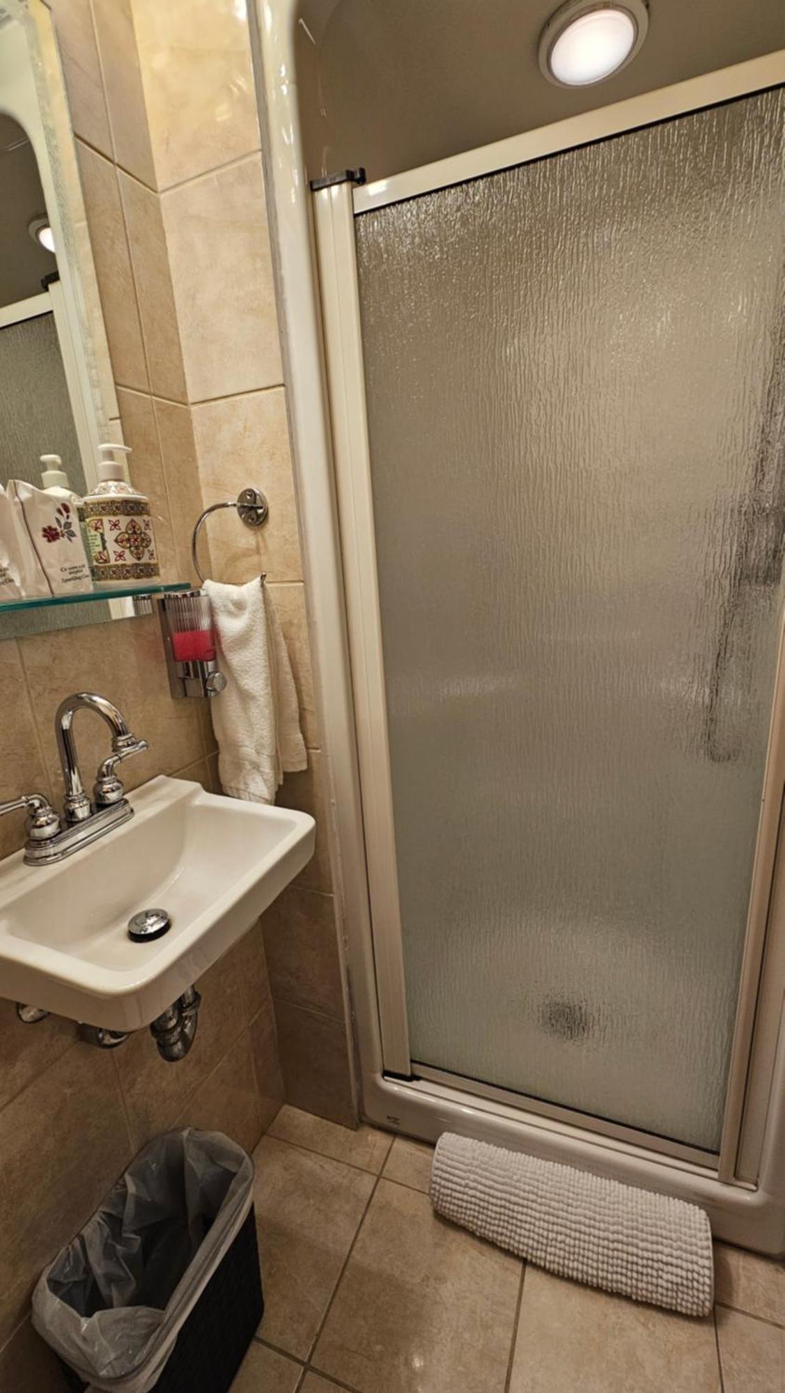 Gite Au P'Tit Manoir B&B Chicoutimi Eksteriør bilde